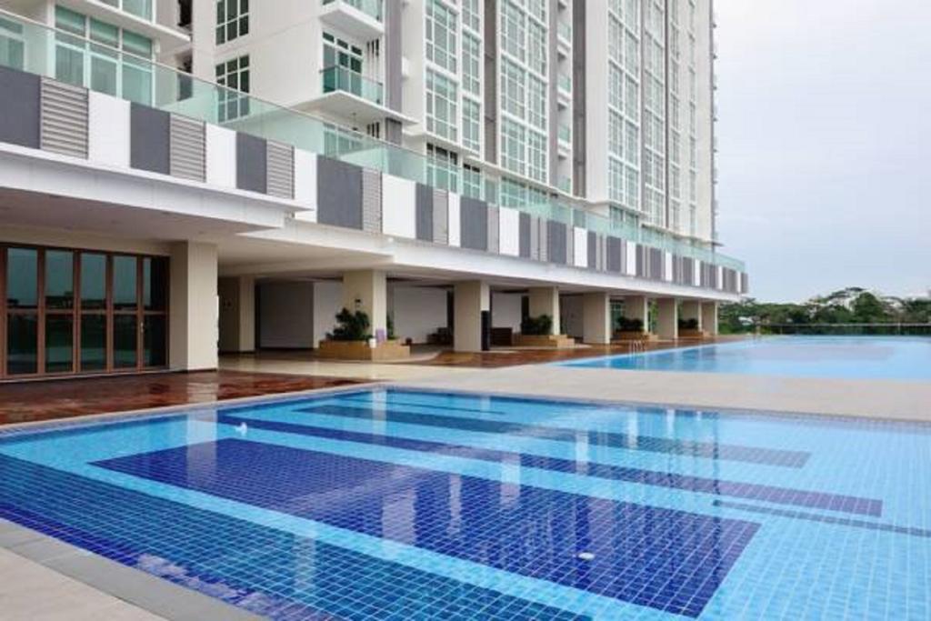 Experience The Coast - Hostahome Suites At Paragon Residence Near Downtown Johor Bahru Exterior photo